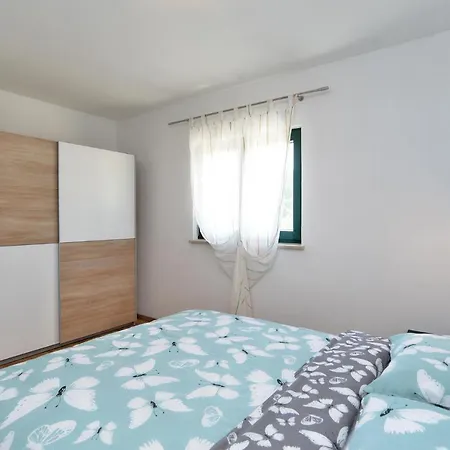House Marta 2157 Nyaraló