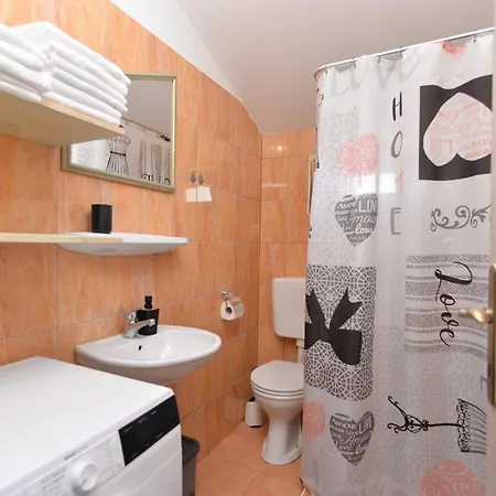 House Marta 2157 *